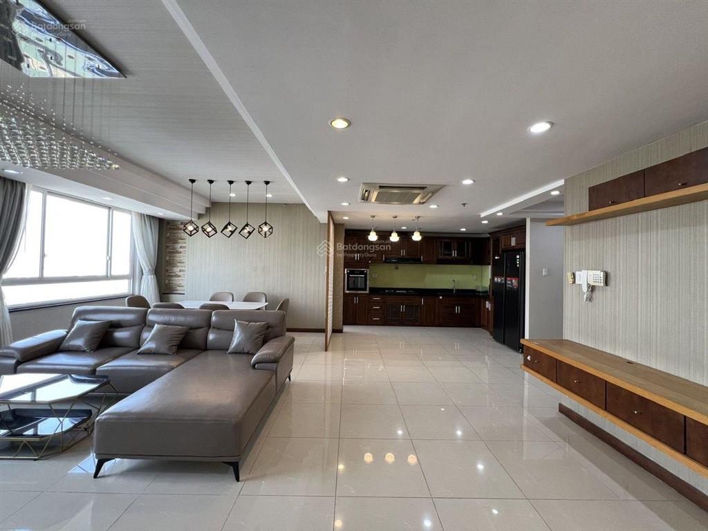 Chính chủ bán ch cao cấp tropic garden view sông sg, tầng 19 thoáng, mát, 176m, giá bán 16.8 tỷ