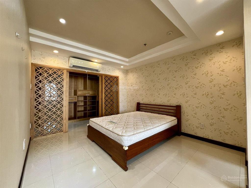 Chính chủ bán ch cao cấp tropic garden view sông sg, tầng 19 thoáng, mát, 176m, giá bán 16.8 tỷ