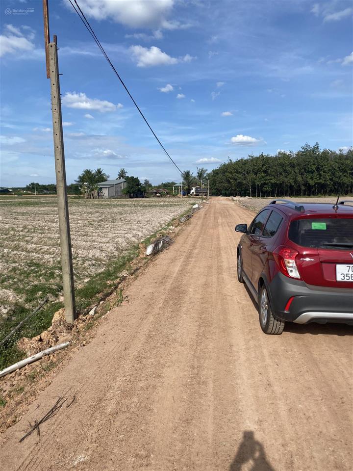 Giá tốt cho 8 lô full thổ cư xe tải vivu 550tr/lô