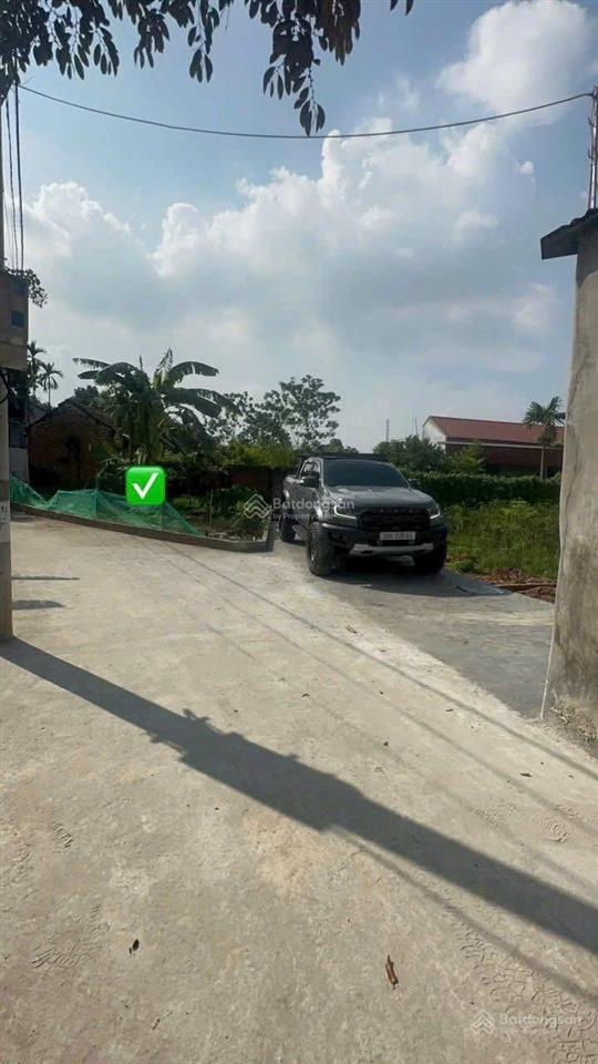 Bán gấp đất tân xã, hòa lạc 152m2, giá 22 triệu/m2, đường ô tô tránh