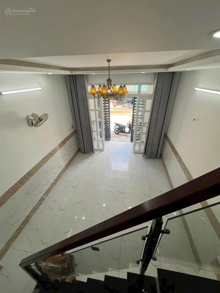 Bán nhà đối diện chợ long phước, khu dân cư dân trí cao