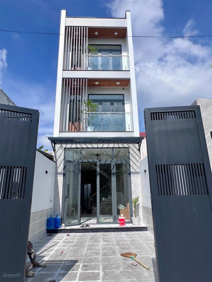 Bán nhà mới xây thiết kế hiện đại đường 8 lò lu