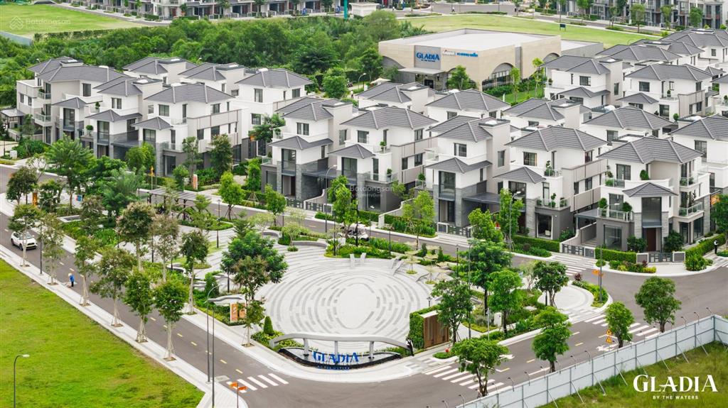 Bán biệt thự đơn lập gladia khang điền, giá siêu hời 56 tỷ, 240m2, 4pn, 5wc, q2, tp.hcm