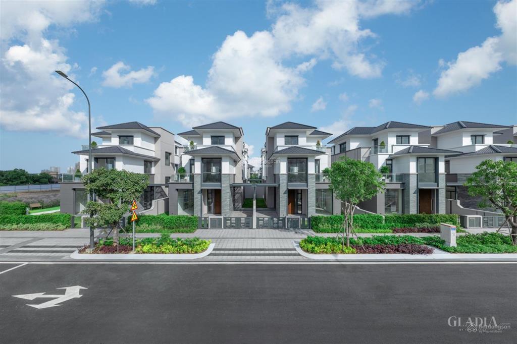 Bán biệt thự đơn lập gladia khang điền, giá siêu hời 56 tỷ, 240m2, 4pn, 5wc, q2, tp.hcm
