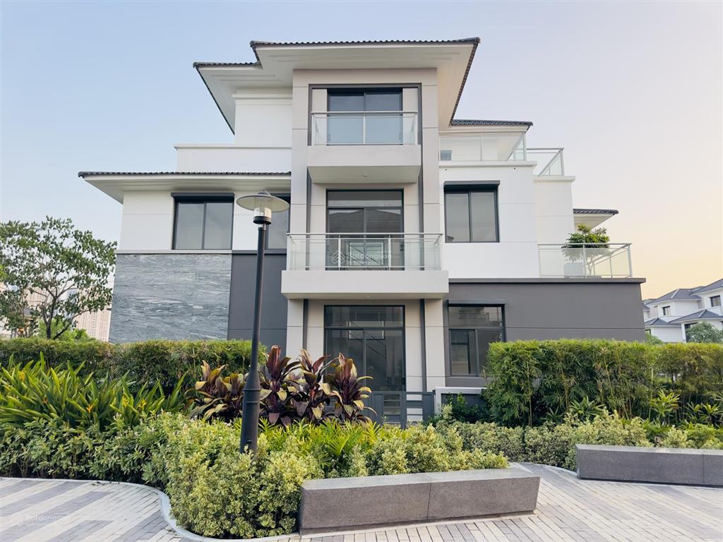 23 tỷ, nhà phố liên kế gladia 114m2, giá tốt nhất thị trường