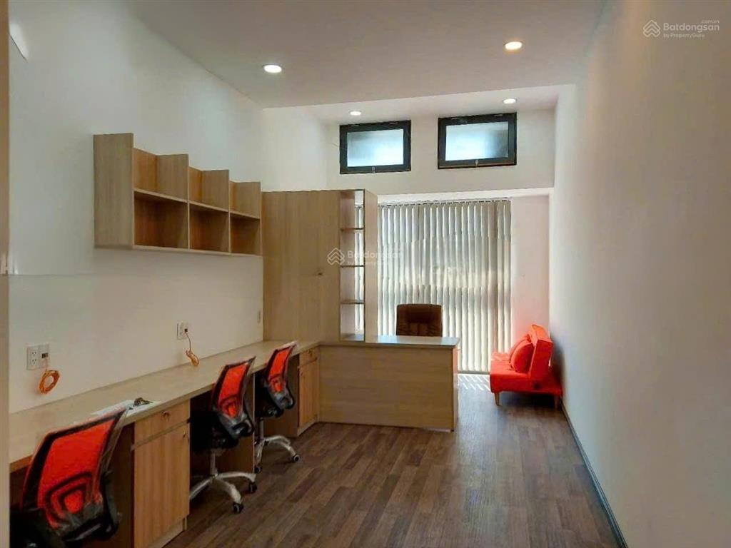Văn phòng 33 m2 cho thuê 9 triệu/tháng, the sun avenue