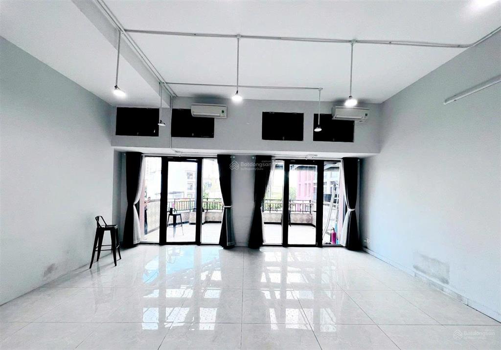 The sun avenue văn phòng 34m2  nội thất cơ bản, cho thuê 14.5 triệu/tháng, 48 nhân viên
