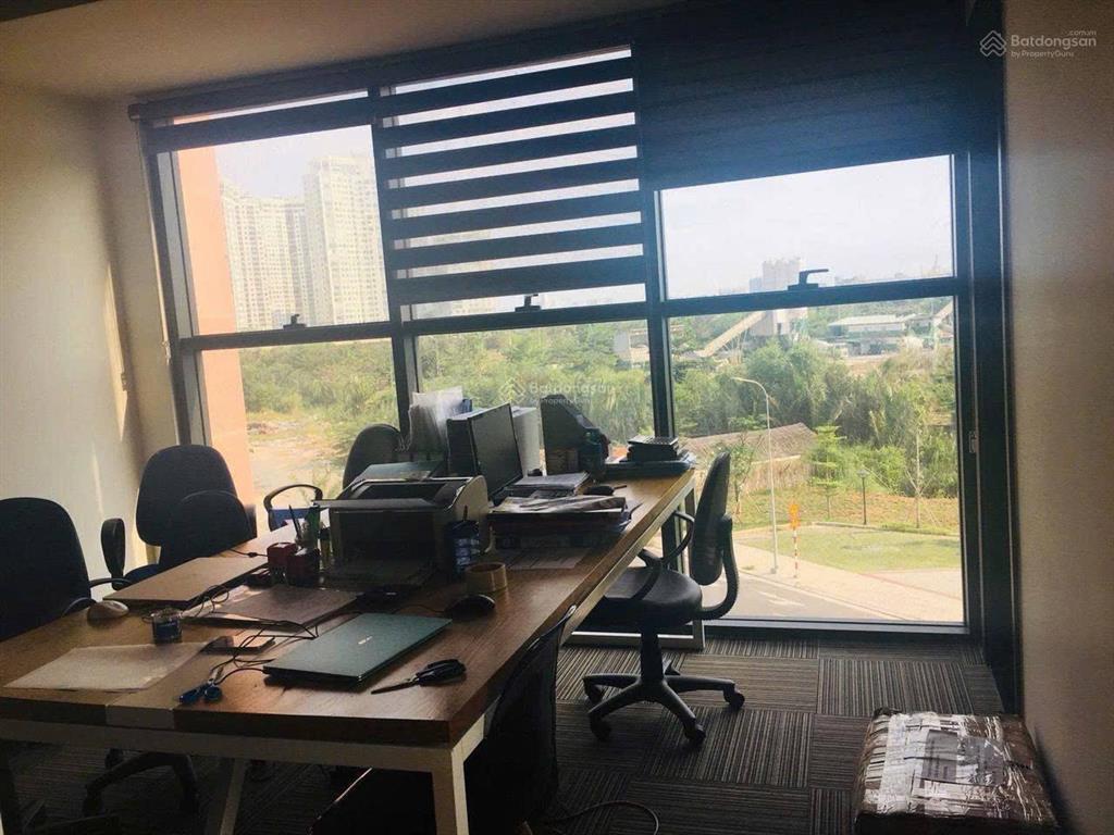 Văn phòng officetel diện tích lớn 56m2, cho thuê 13 triệu/tháng, the sun avenue quận 2
