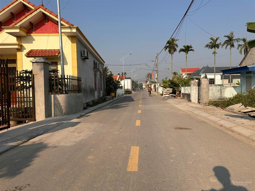 (siêu phẩm) chính chủ cần bán lô mặt đường nhựa thôn lão phú, xã tân phong