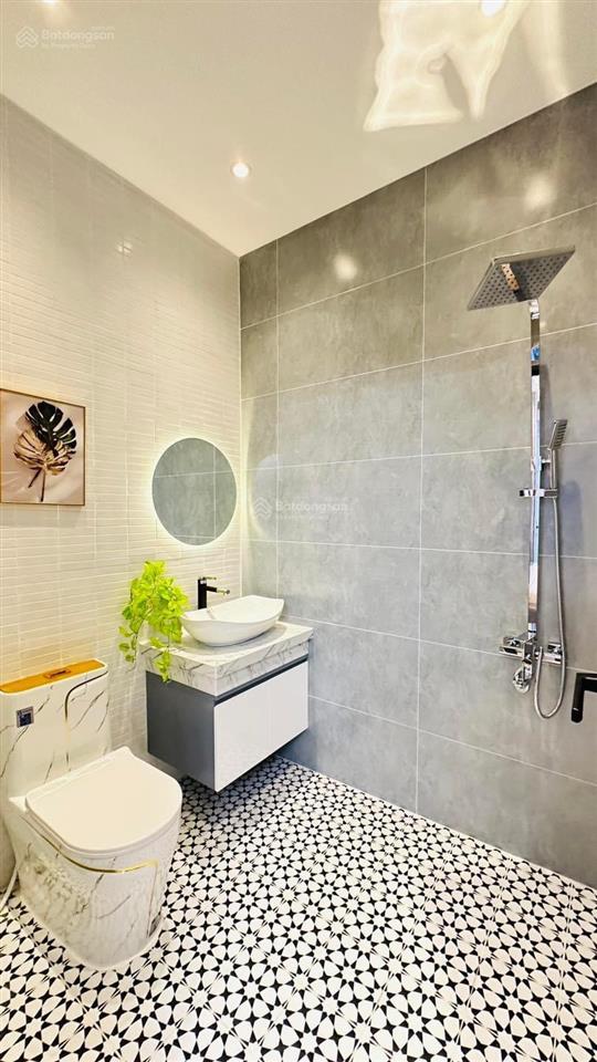 Bán nhà riêng tại tản đà, 2,975 tỷ, 60m2, 3pn, 2wc, 2 tầng