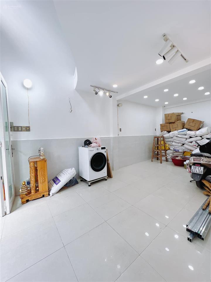 Bán nhà riêng 2,75 tỷ, 61m2, 3pn, 3wc tại lãnh binh thăng, p 13, q11, tp.hcm