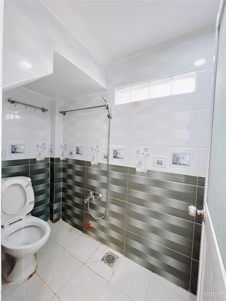 Bán nhà riêng 2,75 tỷ, 61m2, 3pn, 3wc tại lãnh binh thăng, p 13, q11, tp.hcm