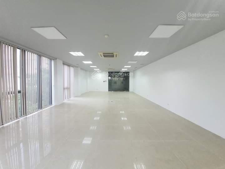 Chính chủ bán tòa nhà 10 tầng, phố lạc long quân tây hồ 758m2, mặt tiền 20m, view hồ tây