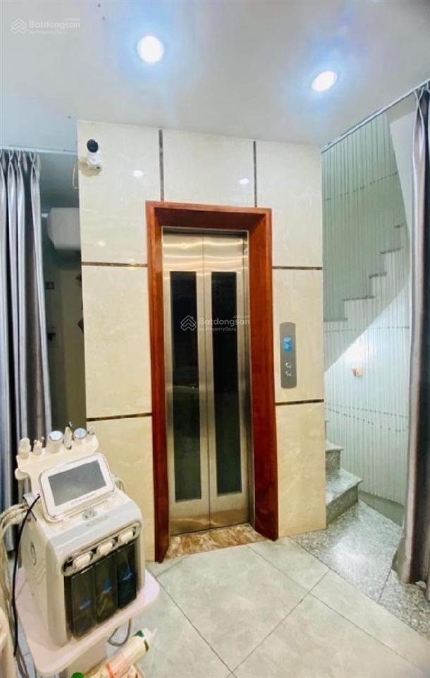 Nhà mặt phố bạch mai, 2 mặt thoáng, kd cực tốt