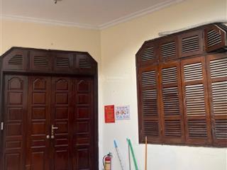 Nhà mặt phố p. thuỵ khuê, đầu tư ccmn hay toà vp cực đẹp