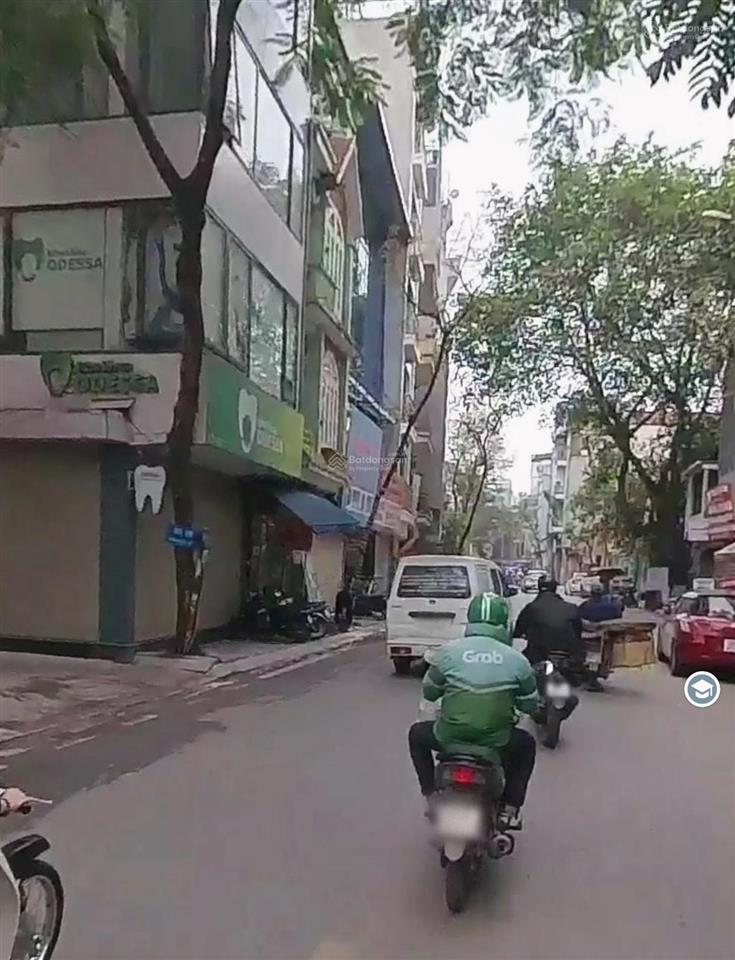 Nhà mặt phố p. thuỵ khuê, đầu tư ccmn hay toà vp cực đẹp
