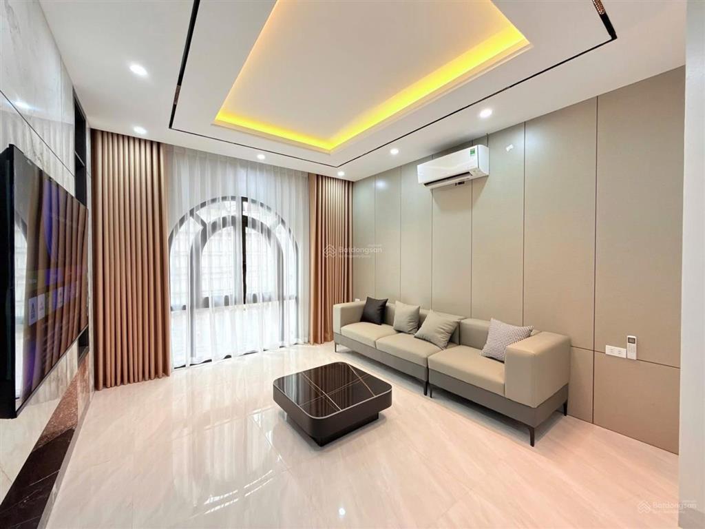 Hót! bán nhà võ chí công  nhà đẹp lô góc 2 thoáng, sát phố gần ô tô  37m2 5 tầng nhỉnh 8 tỷ