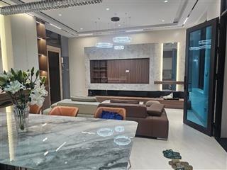 Bán nhà riêng hoàng hoa thám  nhà mới thang máy  2 thoáng gần phố  48m 5 tầng mt 4m chỉ 11,8 tỷ