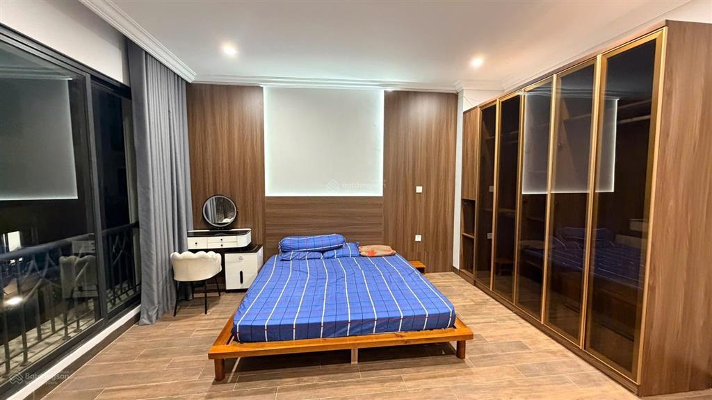 Cho thuê nhà gần trường học vinschool vin2