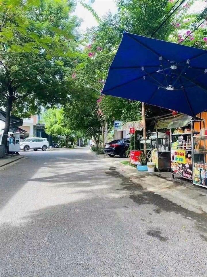 Chủ cần tiền bán gấp lô đất khu dân cư hòa minh 8. dt 97m2