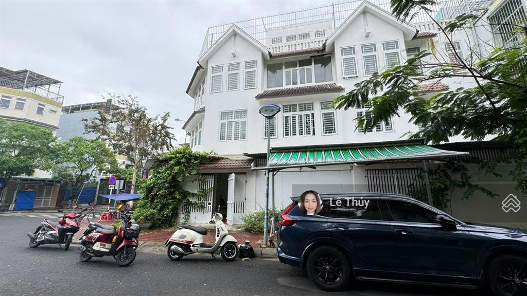 Bán nhà 3 tầng căn góc 2 mặt tiền đẹp kđt phước long b, nha trang, dt 157m2, sẵn sổ, giá 14,5 tỷ tl