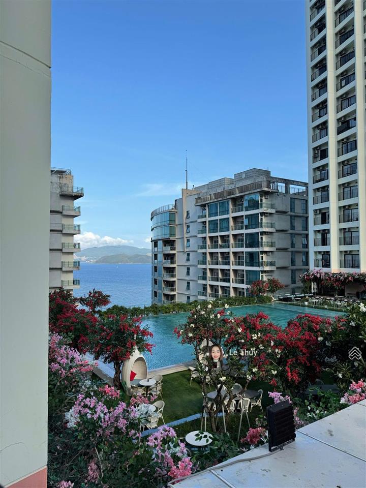 Bán nhanh căn hộ studio gold coast nha trrang dt 50m2, có nội thất, tiện ích đầy đủ, giá 4 tỷ