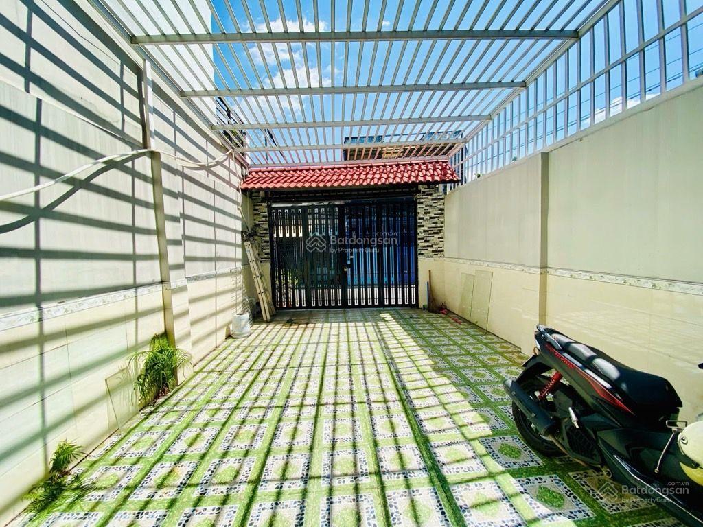 Nhà tây lân  bà điểm  hóc môn  5x29m vuông vức  khu vực phát triển mạnh  tiện nghi ko thiếu gì