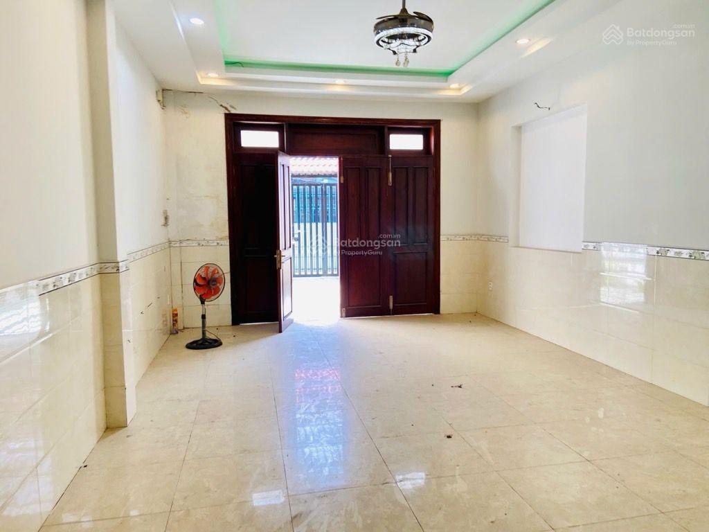 Nhà tây lân  bà điểm  hóc môn  5x29m vuông vức  khu vực phát triển mạnh  tiện nghi ko thiếu gì