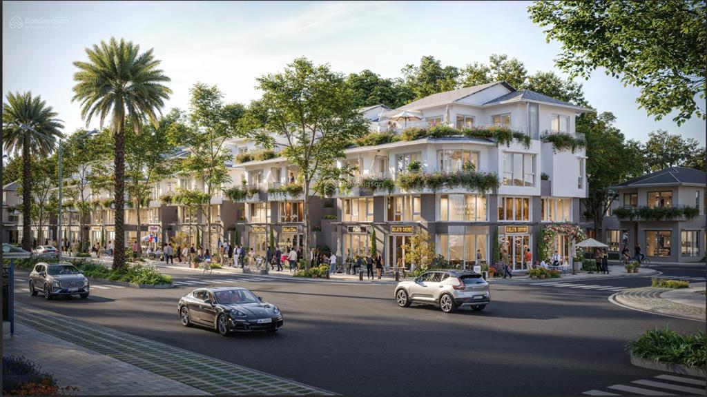 Shop house mặt đại lộ view hồ thiên nga gần quảng trường