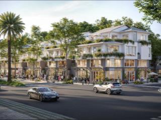 Shop house mặt đại lộ view hồ thiên nga gần quảng trường