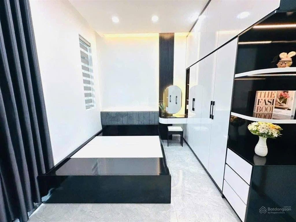 Cần thanh lý nhà 1t1l phong phú, bình chánh, nhà hẻm 1/, sổ riêng