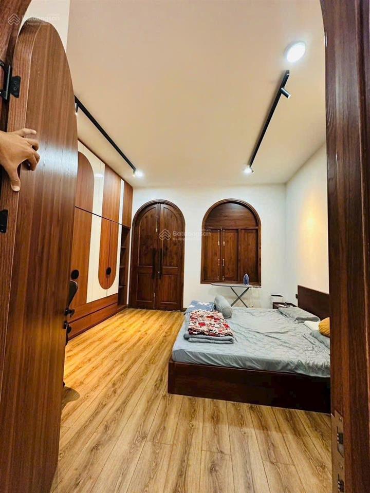 Bán nhà gần chợ bình chánh, đường trịnh như khuê, diện tích 100m2 full thổ