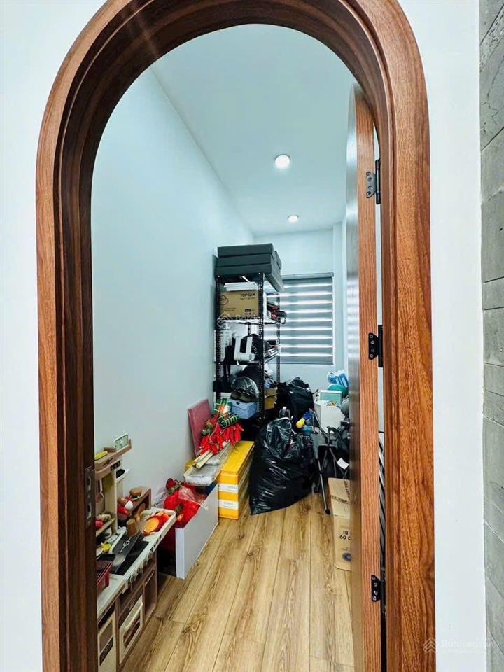 Bán nhà gần chợ bình chánh, đường trịnh như khuê, diện tích 100m2 full thổ