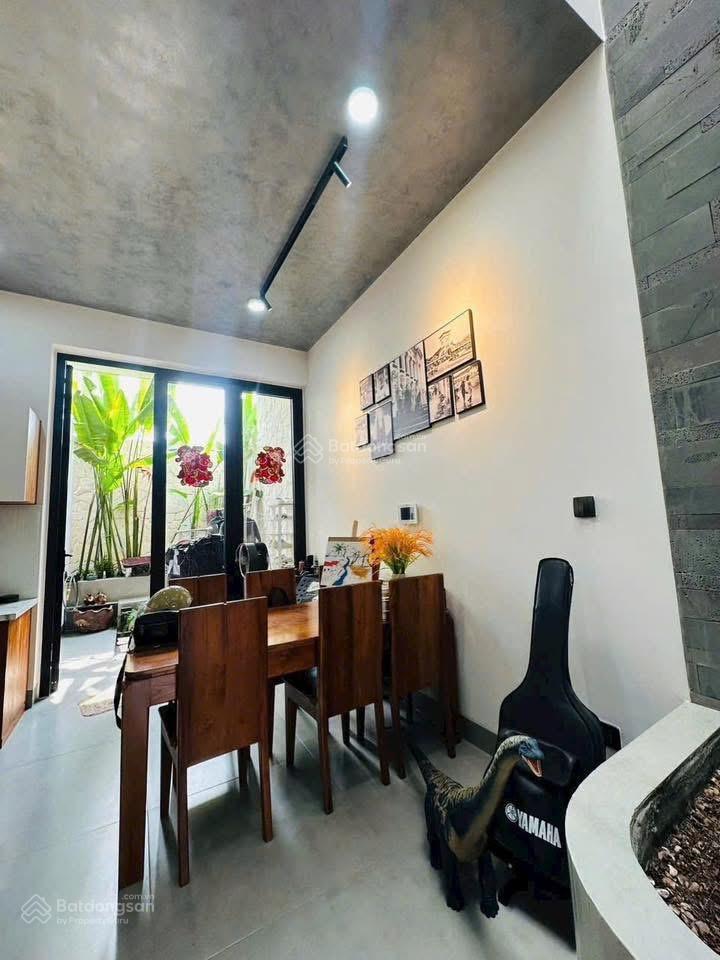 Bán nhà gần chợ bình chánh, đường trịnh như khuê, diện tích 100m2 full thổ