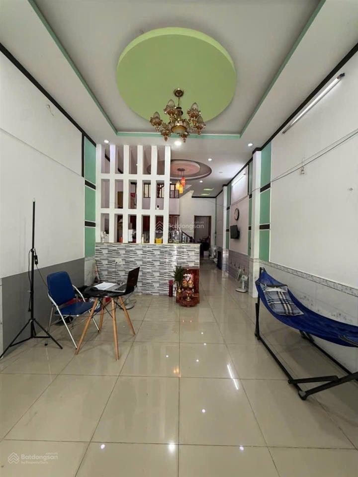 Bán nhà đường trịnh như khuê bình chánh diện tích 80m² full thổ giá 1 tỷ 450 triệu.