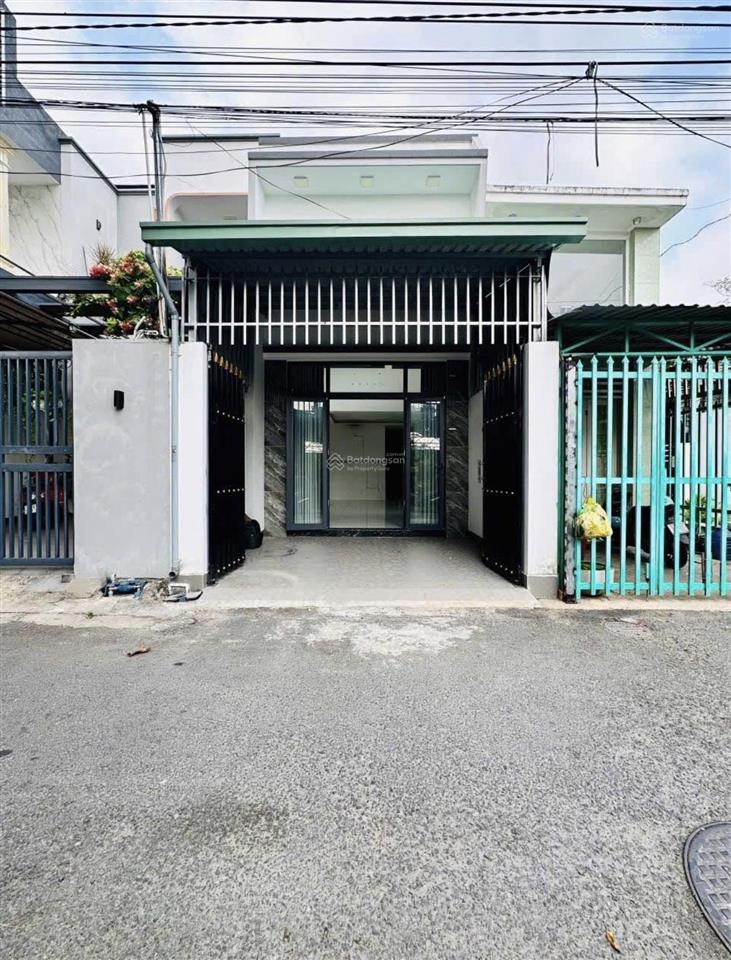 Nhà đường hưng nhơntân kiênbình chánh diện tích 60m2 kết cấu 1trệt 1lửng giá 1tỷ050tr.