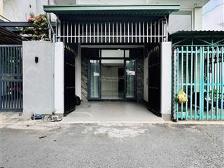 Nhà đường hưng nhơntân kiênbình chánh diện tích 60m2 kết cấu 1trệt 1lửng giá 1tỷ050tr.