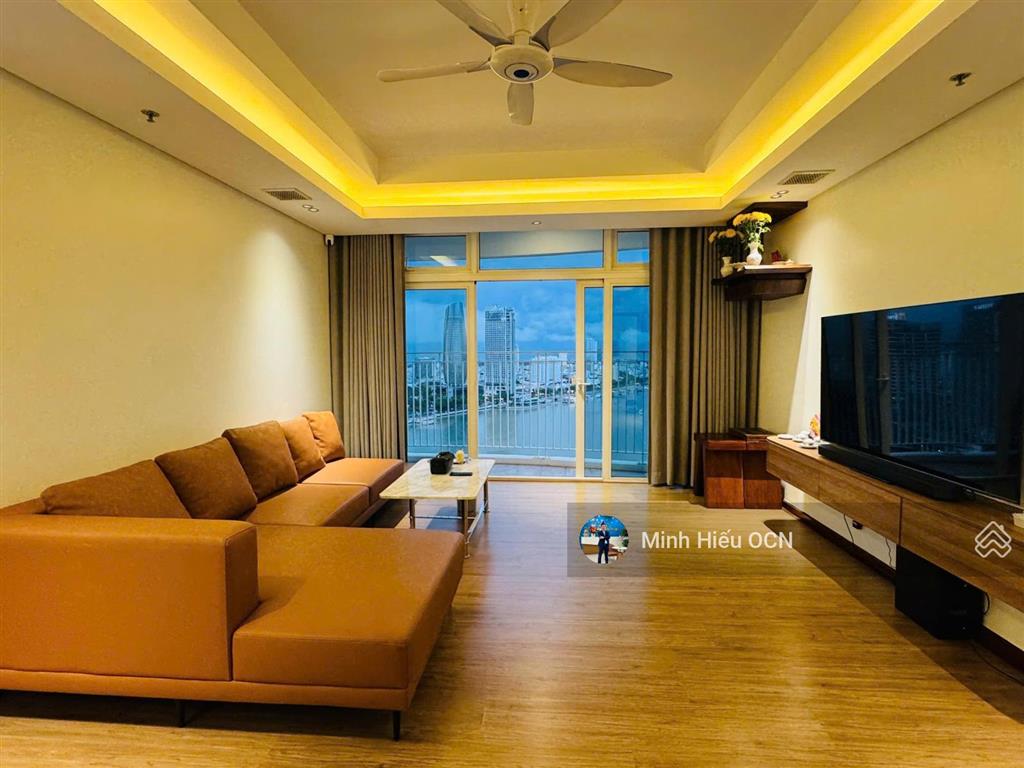 Bán căn hộ cao cấp 2pn azura view sông hàn  tầng cao, giá tốt