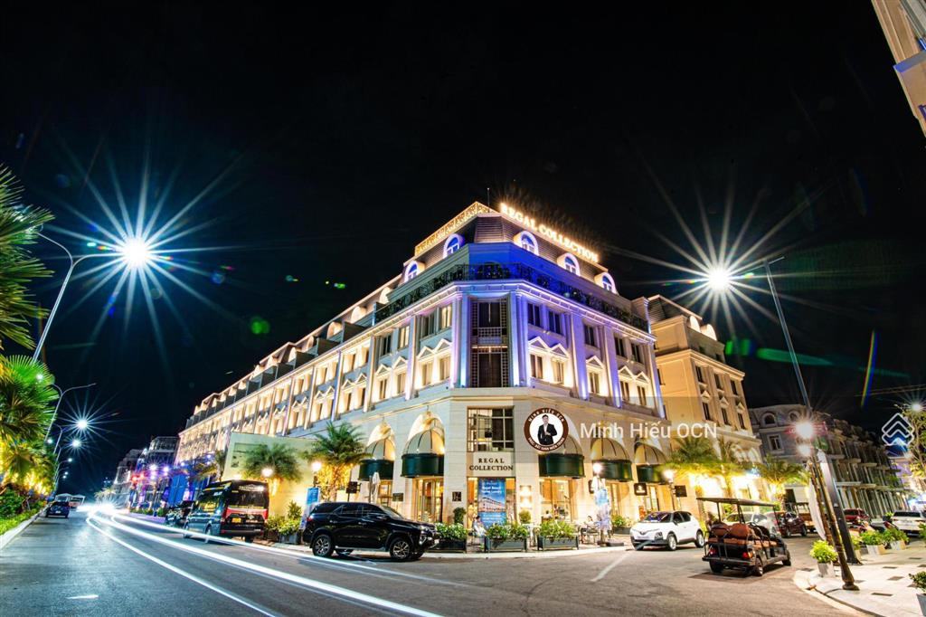 Cần bán gấp shophouse 5 tầng regal legend đồng hới, hot nhất quảng bình giá siêu tốt