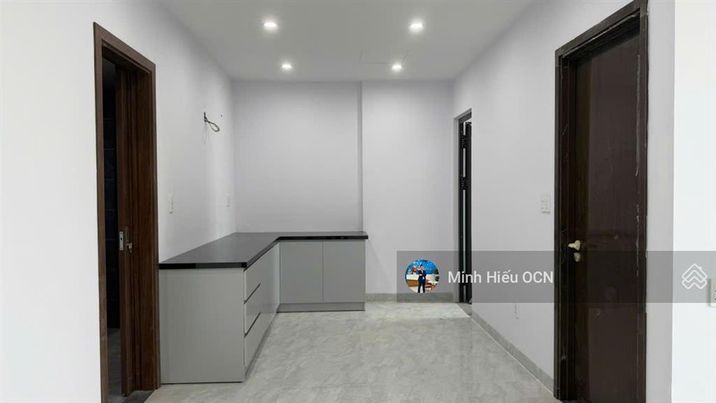 Bán căn hộ 2pn tầng cao vista residence  nhận nhà ở ngay  sẵn nội thất liền tường giá chỉ 4,x tỷ