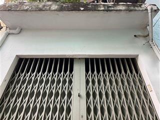 Cách mặt tiền 1 căn  dt 48m lộ giới ra mặt tiền  nở hậu  chỉ 6.x tỷ.