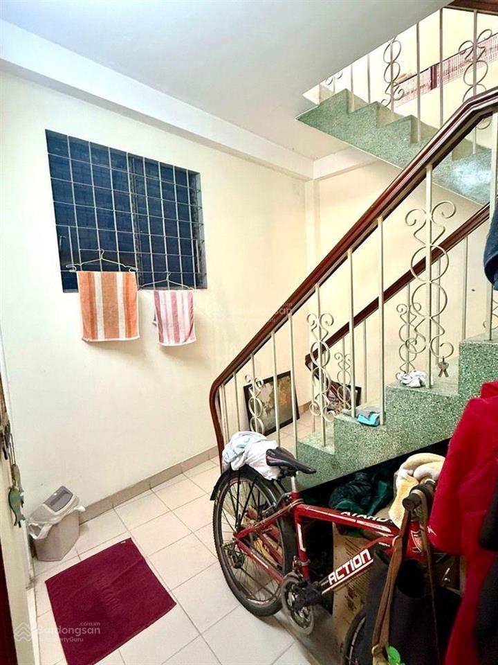 Căn góc  cách hxh 30m  35.2m2  4 tầng btct  giá 6,8 tỷ