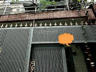 Chính chủ lâu đời  3 tầng sổ vuông a4 37.4m2, 5.75tỷ