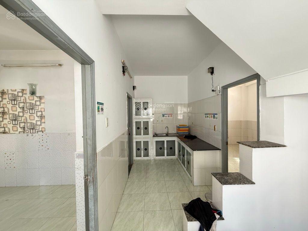 Cần bán nhanh chdv 6 tầng  ngang 7.3  diện tích lớn  cho thuê ổn định