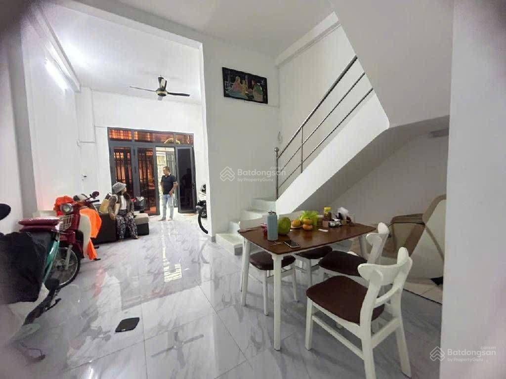 Bán gấp nhà hẻm xe tải  nở hậu sổ đẹp  tiện kinh doanh