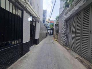 4 chỗ đổ cửa  4 tầng btct  33m²  ngang 6.5  6,x tỷ (tl)