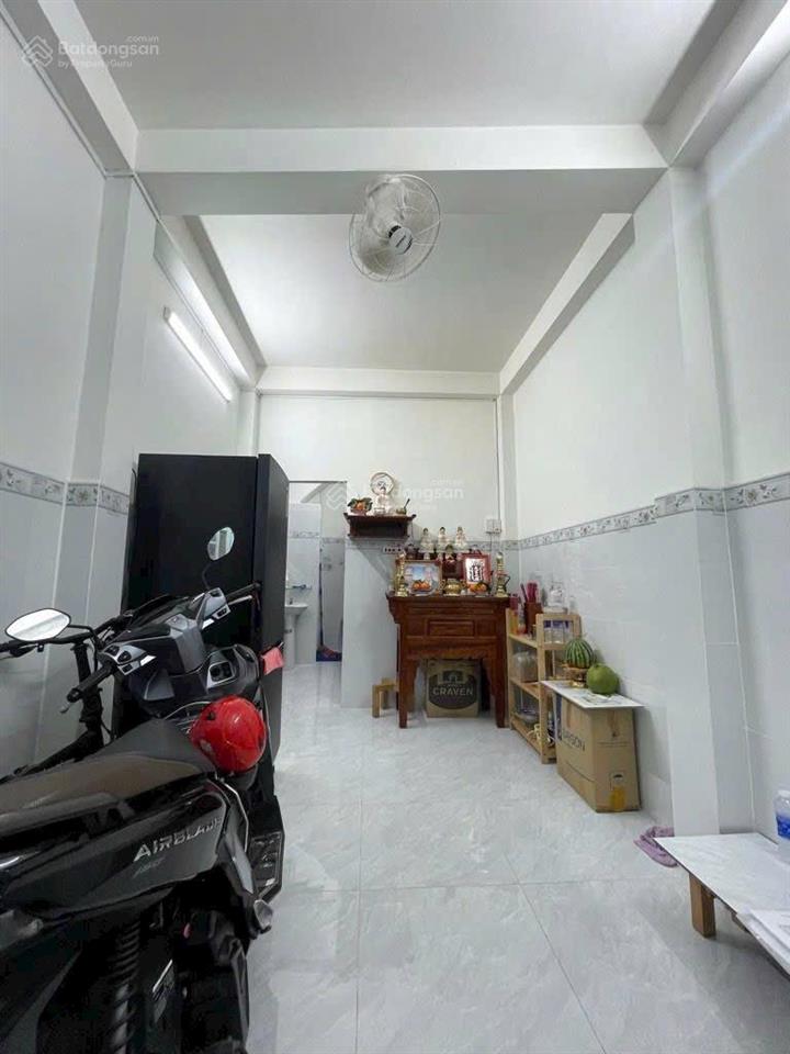 20m ra hẻm xe hơi 2 tầng  22m2  nở hậu  3,x tỷ