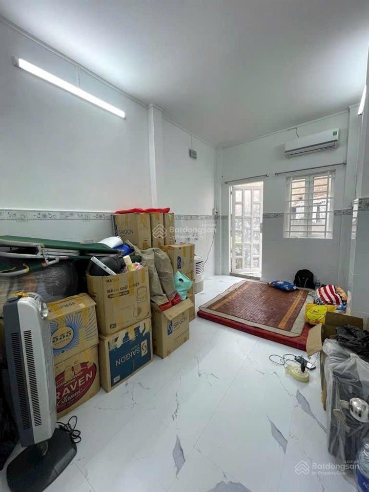 20m ra hẻm xe hơi 2 tầng  22m2  nở hậu  3,x tỷ