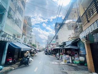 Nhà cấp 4  68m2  xe hơi đỗ cửa, vào nhà  9,9 tỷ  hẻm thông 5m  gần chợ gần trường học