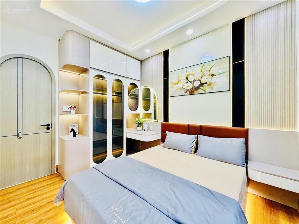 Nhà mới full nội thất  xe hơi đỗ cửa  pn trệt  38m2  4,x tỷ
